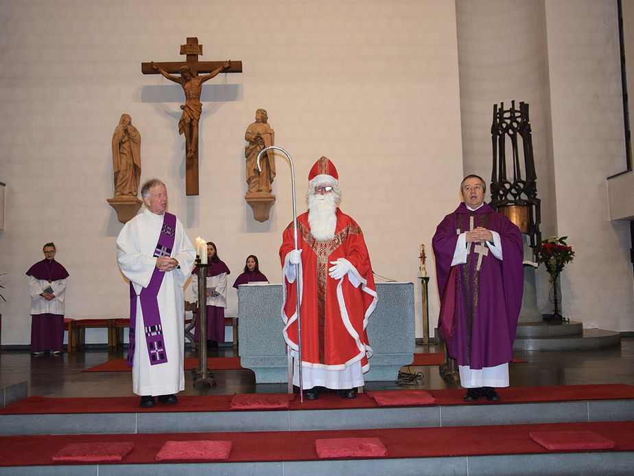 Der heilige Nikolaus in "Heilig Kreuz" Zierenberg